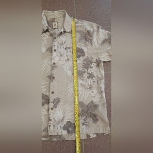 JAMAICA JAXX Shirt 100% Silk Size Medium Hawaiian All Over Print